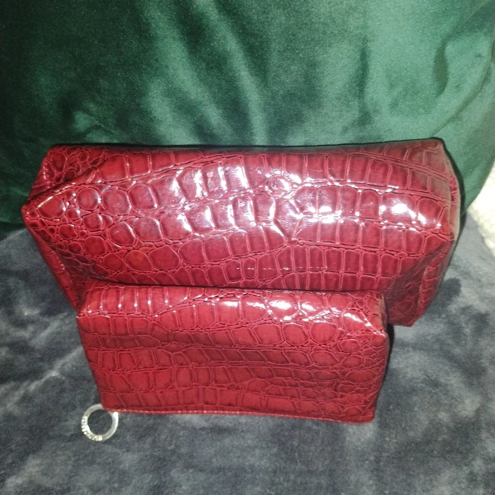 Estee Lauder Deep Red Croc Embossed Patent Toiletry Cosmetic Bags, Set of 2